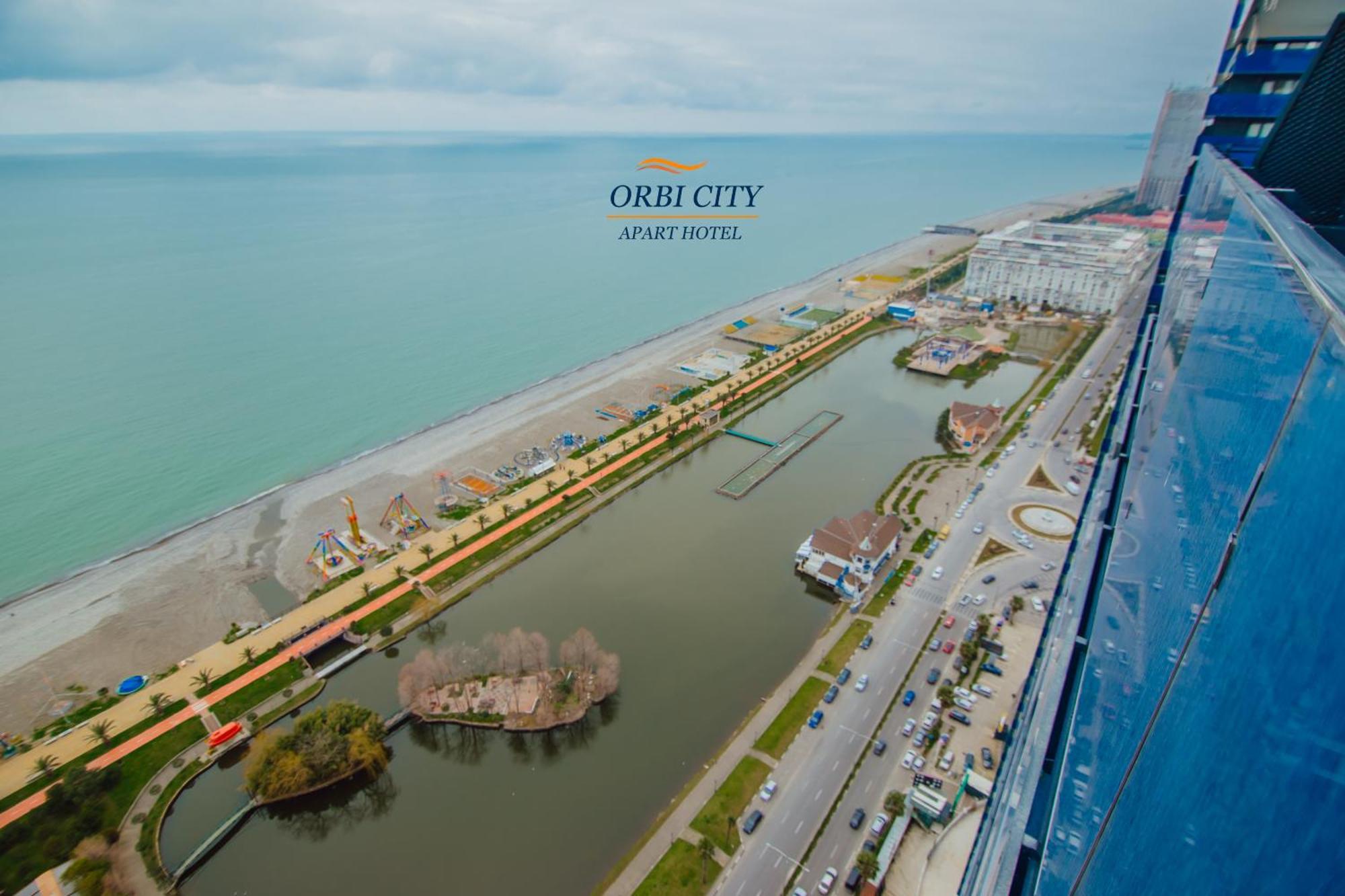Apart-Hotel Orbi City Batumi Exterior foto